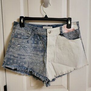 Happily Grey Paisley Denim Shorts - New Women / Blue/White | SIZE: 11/30 NWT